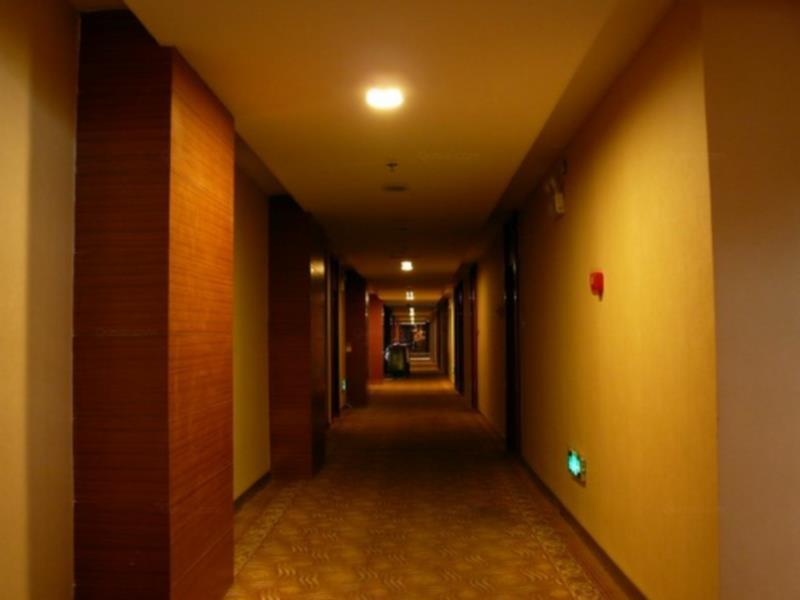 Super 8 By Wyndham Urumqi Mei Hao Exterior photo